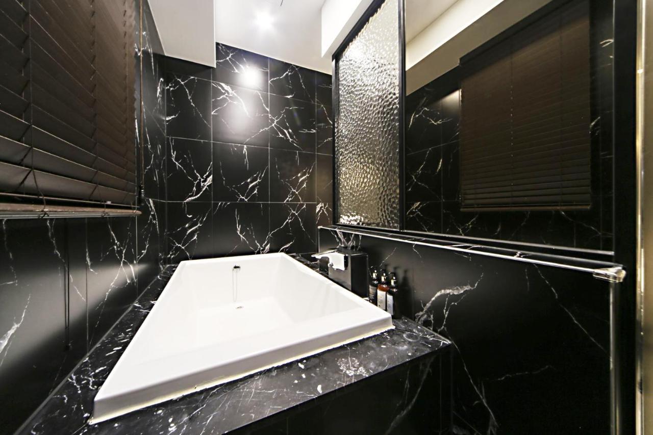 צ'אנגוון Masan Almond Hotel מראה חיצוני תמונה